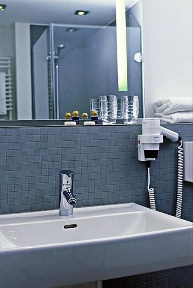 Overnight Tagungshotel Im Abz Kerpen  Pokoj fotografie